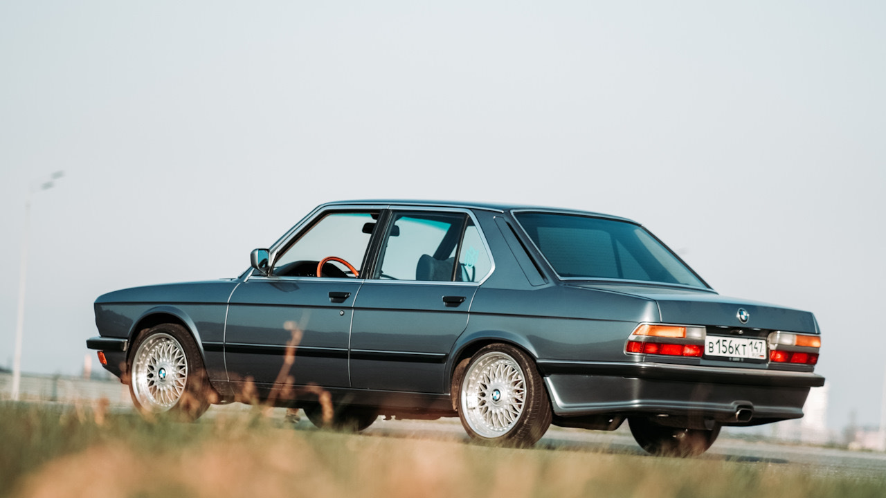 BMW 5 series (E28) 2.0 бензиновый 1983 | Носатая Бестия на DRIVE2