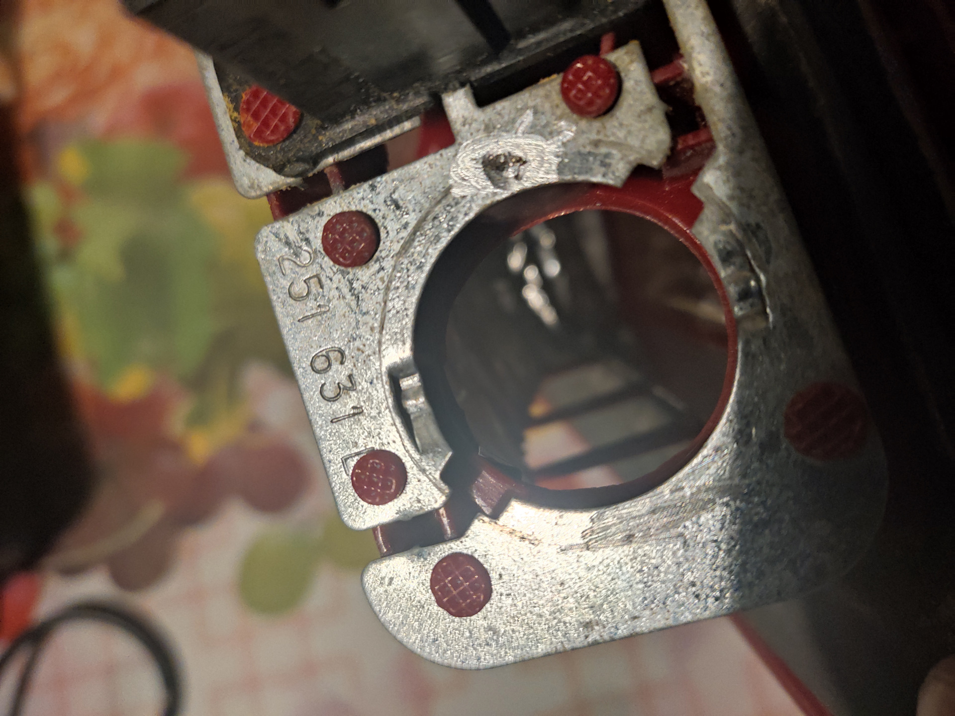 (159) Ремонт токопроводящих дорожек задних фонарей — BMW X5 (E53), 3 л ...