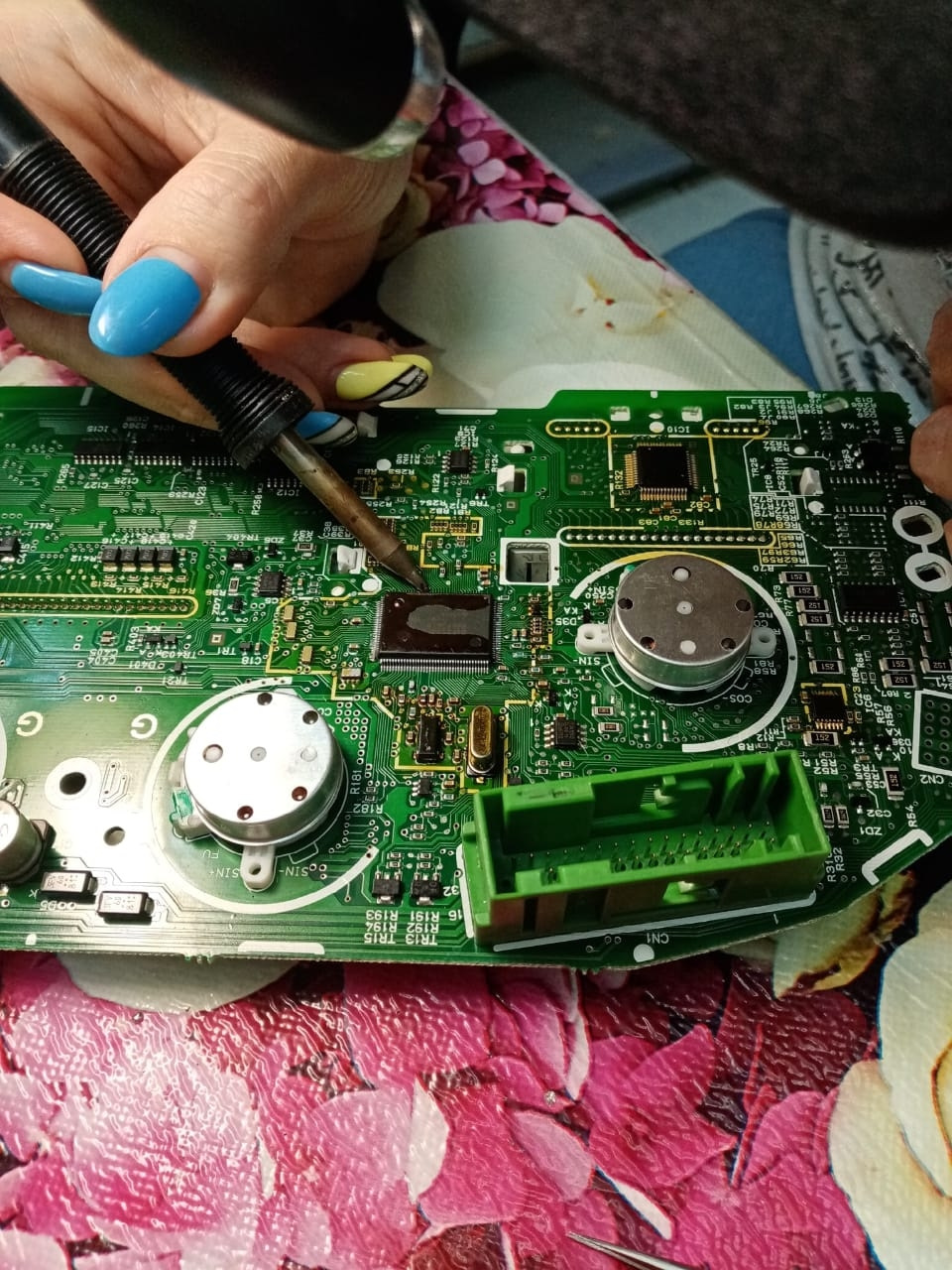 Панель приборов 😳 — Land Rover Discovery III, 2,7 л, 2008 года ...