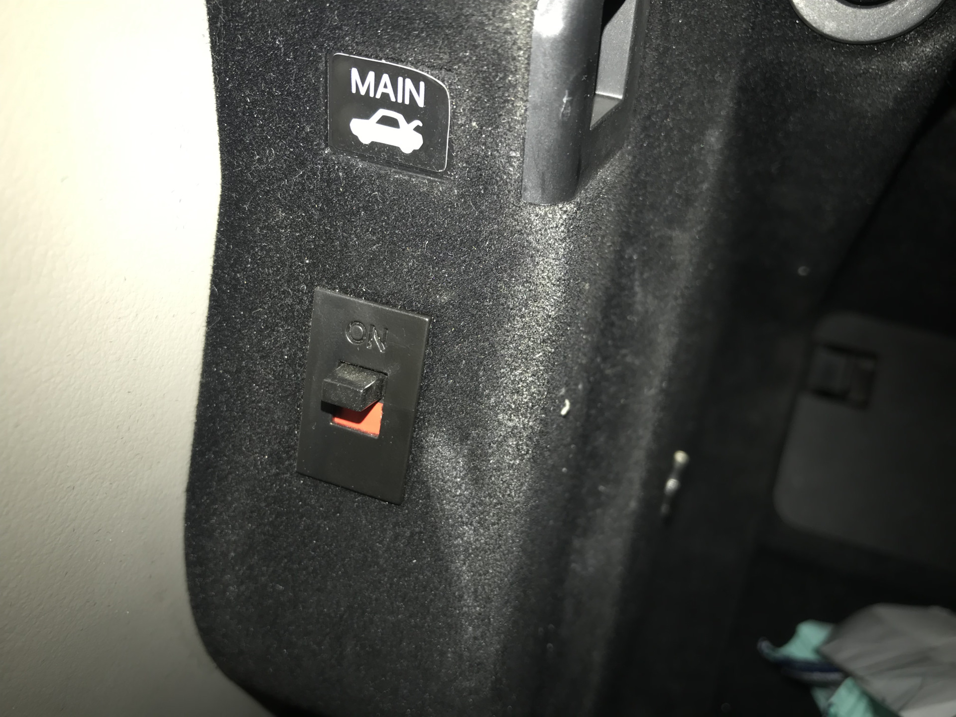 Как открыть аккорд 8. Как отключить автоматическое закрывание дверей. Honda accord 8 руль тюнинг. Фаркоп на спортейдж 3 электрика подключить. Химчистка аккорд 8.