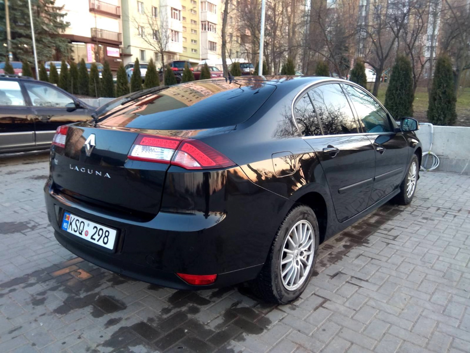Клинит заднее правое колесо … — Renault Laguna III, 1,5 л, 2011 года ...