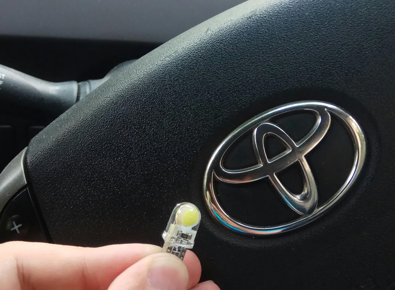 Красные резинки дворников ХОРС — Toyota Prius (20), 1,5 л., 2004 года ...