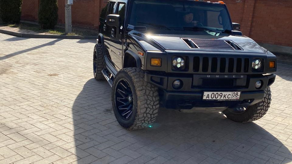 Hummer h2 черного цвета