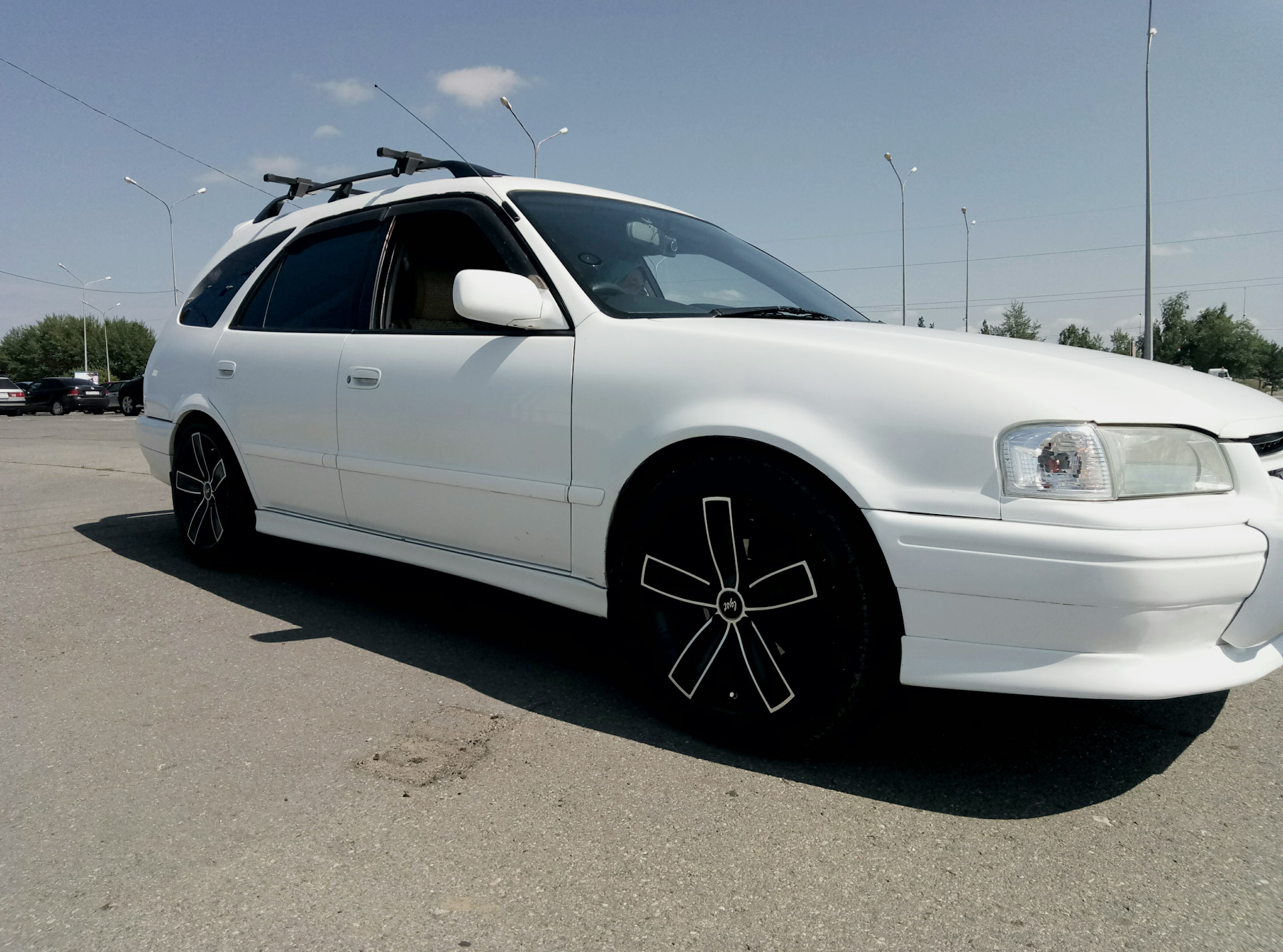 Диски кариб спринтер. Тойота кариб ае95. Кариб 95 кузов. Диски toyota sprinter carib. Toyota sprinter carib 111.