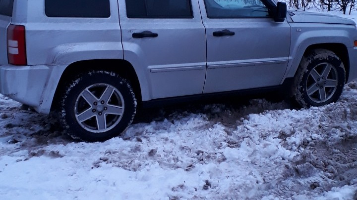 При включении правого поворотника загорается ошибка подушки. — Jeep ...