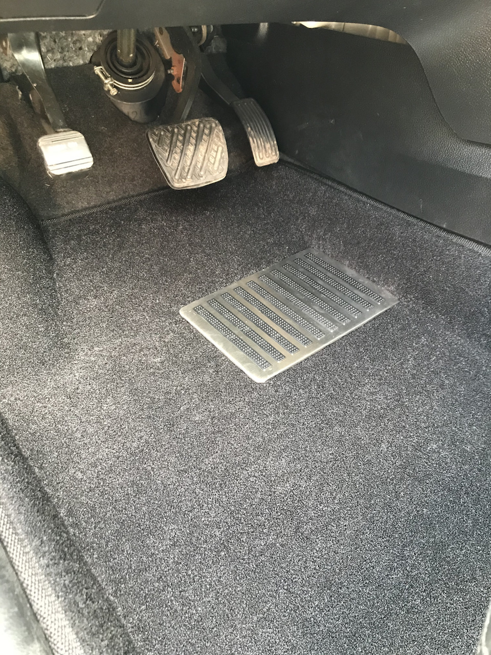Водительский коврик. — Nissan Teana (J32)