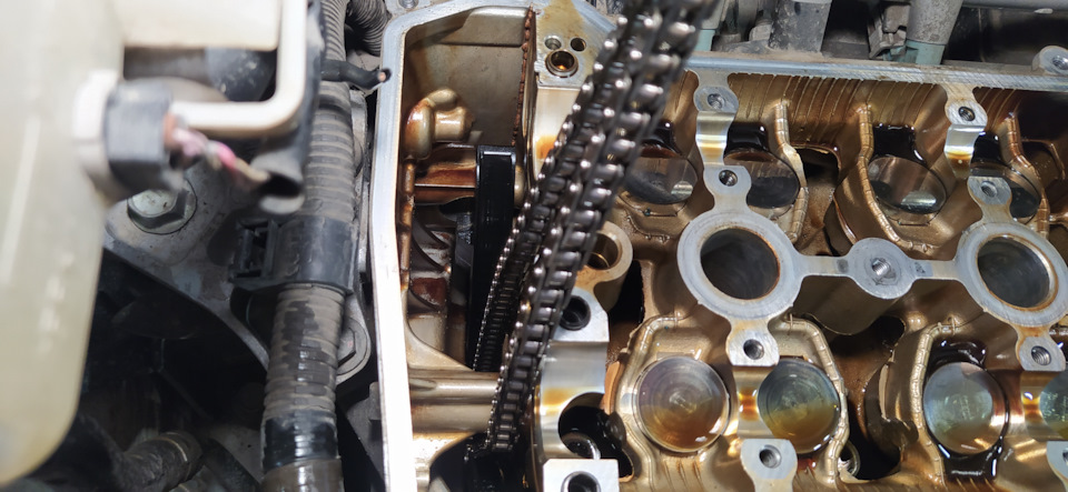 Меняем маслосъемные колпачки на 2AZ-FE — Toyota Ipsum (21), 2,4 л, 2001 ...