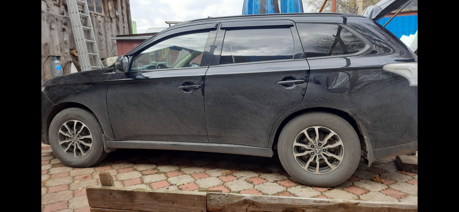 Замена задних пружин + проставки. — Mitsubishi Outlander (3G), 2,4 л ...