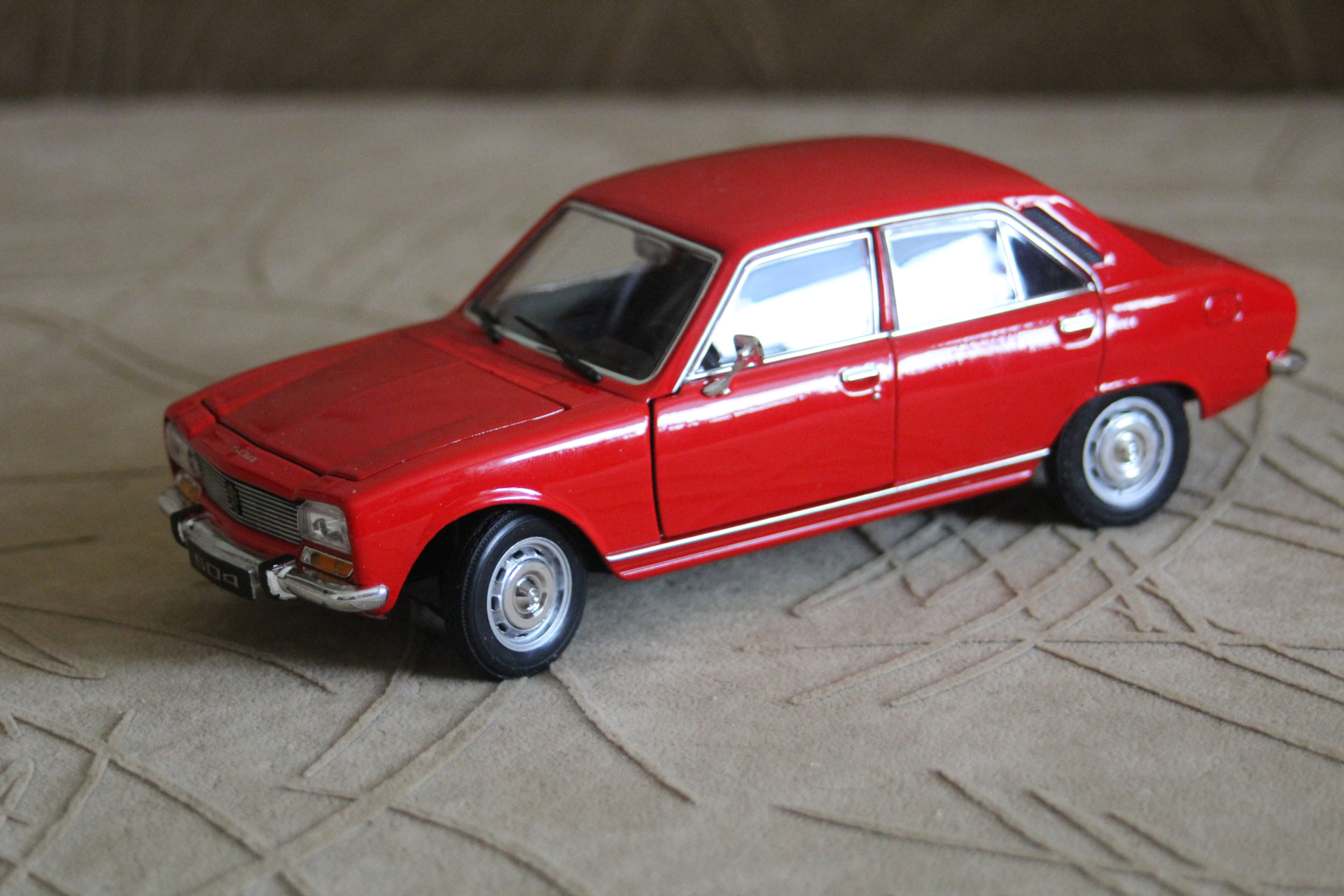 PEUGEOT 504 от WELLY в масштабе 1/24. — Сообщество «Масштабные Модели» на  DRIVE2