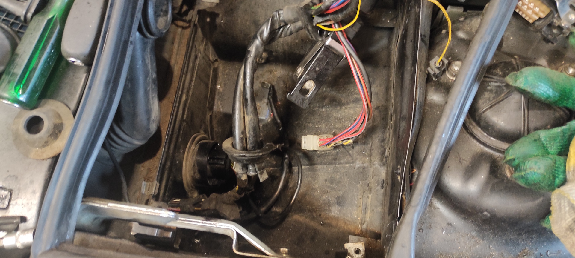 T me s1m swap. BMW e34 некруха. Некруха е36 Escape. Некруха е34 гиф. Найти помощник перикурит машина