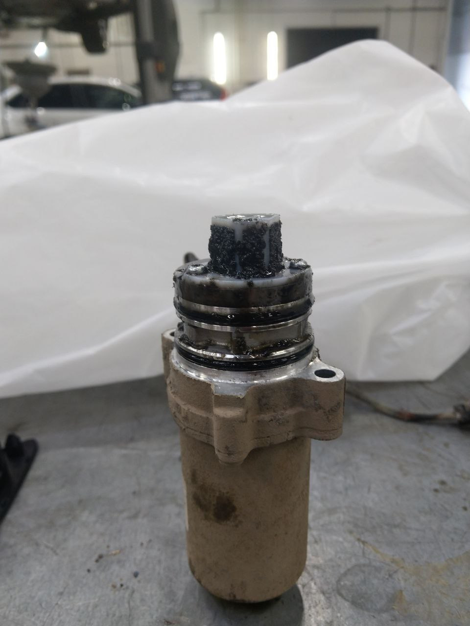 Замена масла в муфте Haldex — Volkswagen Tiguan (2G), 2 л, 2016 года ...