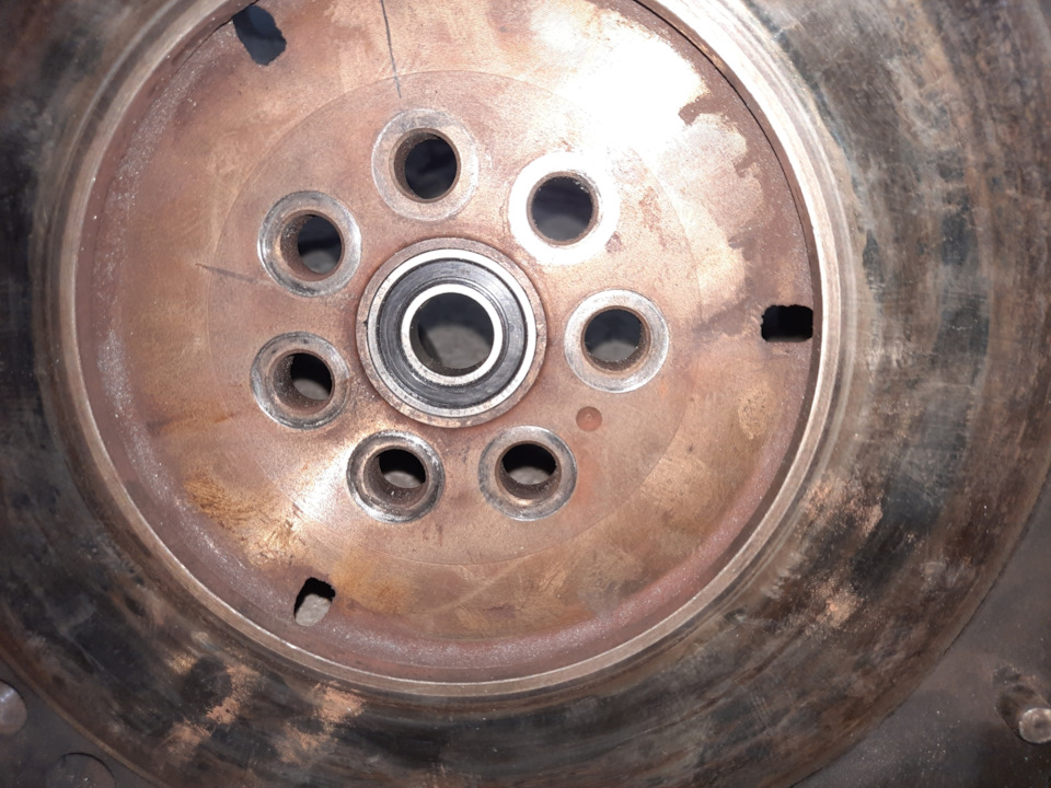 Я решил точить маховик под паджероский подшипник, ибо проще — Great Wall Hover