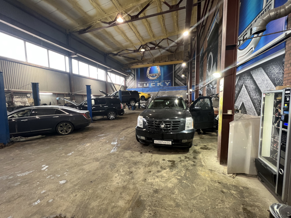 Замена «лягушки» педали тормоза — Cadillac Escalade (3G), 6,2 л, 2007 ...