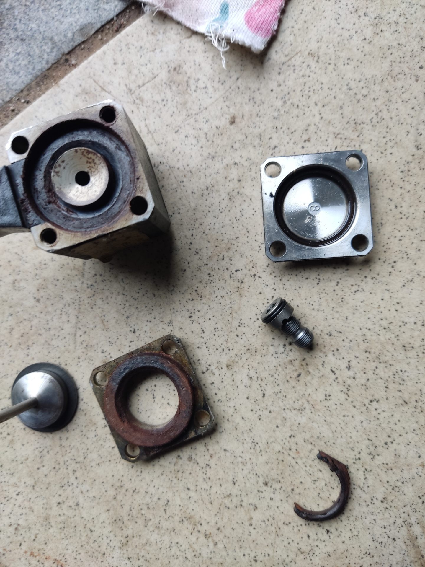 Тугой руль, поиск неисправностей — BMW 7 series (E38), 4 л, 1994 года ...