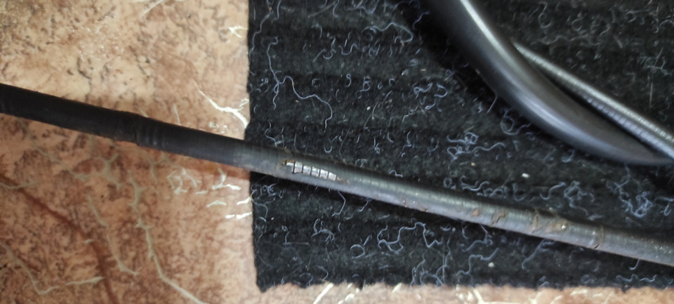 Старый тросик — Lada 21124