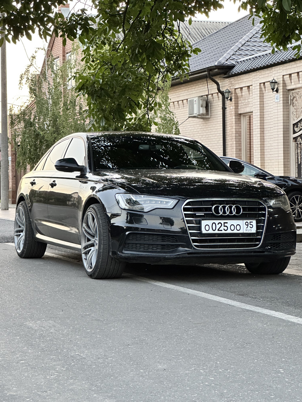 Китайский rs бампер — Audi A6 (C7), 3 л, 2011 года | тюнинг | DRIVE2