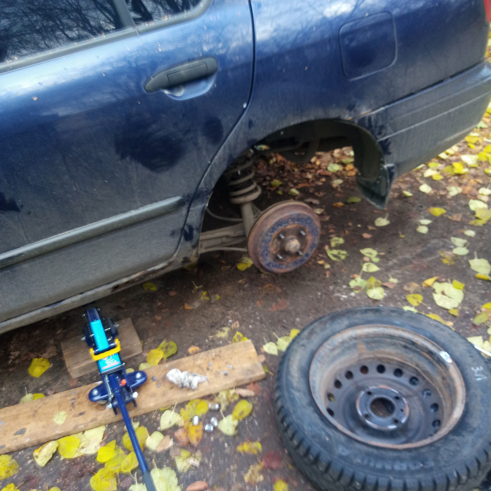 Поменял колеса, поставил подкрылки от альмеры классик сзади — Nissan ...