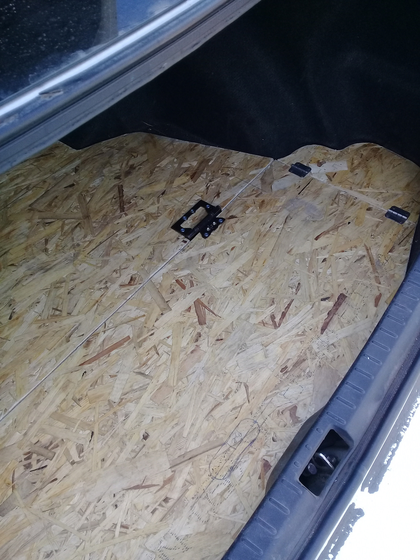 Подключение розетки фаркопа без снятия бампера . Натиры фары — Renault ...