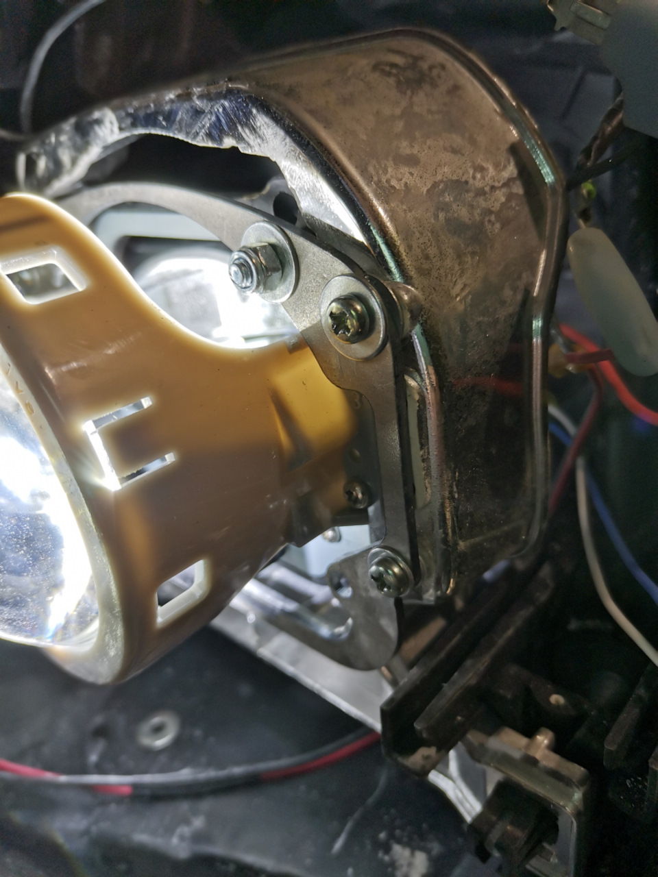 2 — Honda CR-V (RE)