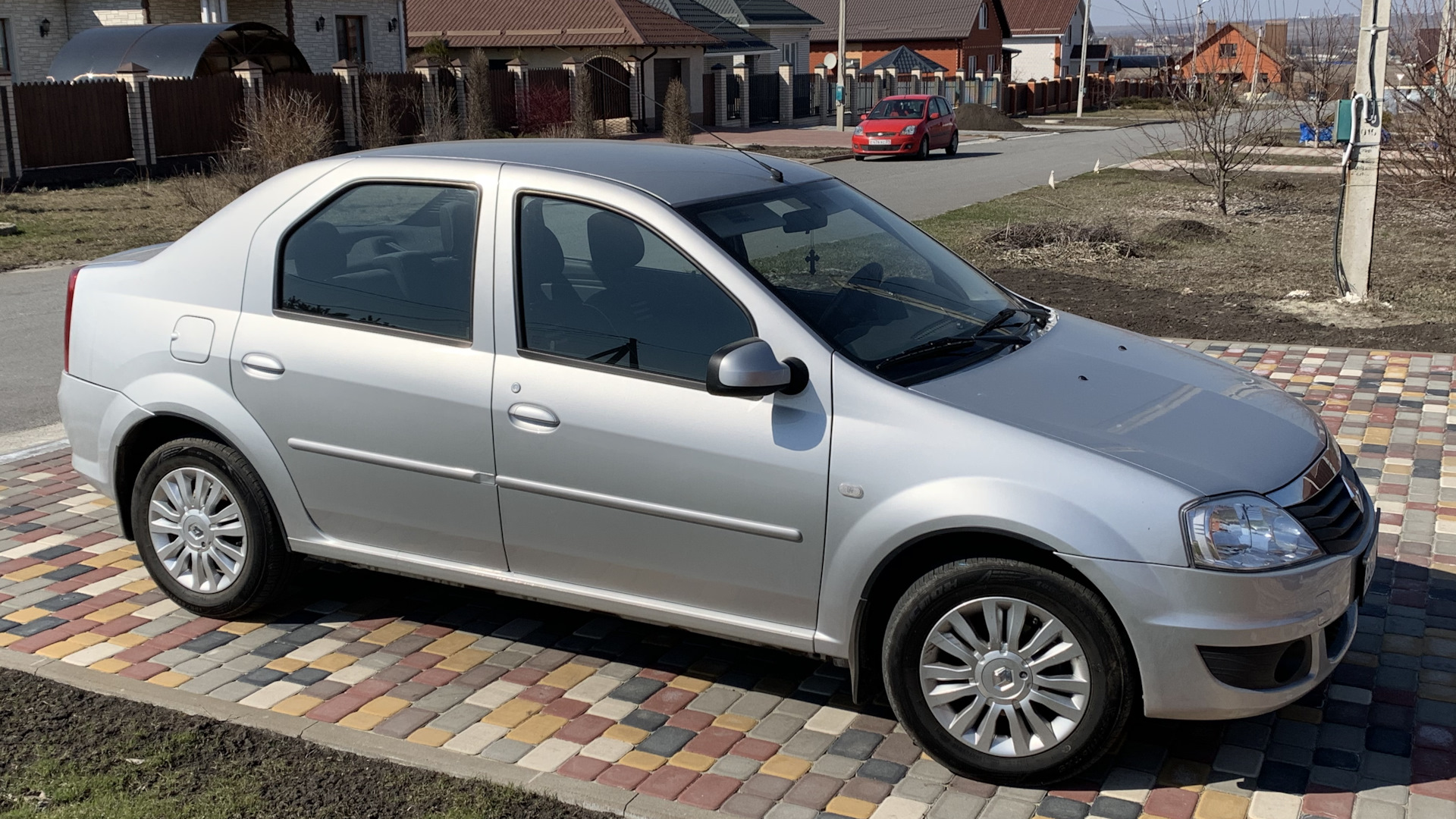Купить Автомобиль Рено Логан В Курске