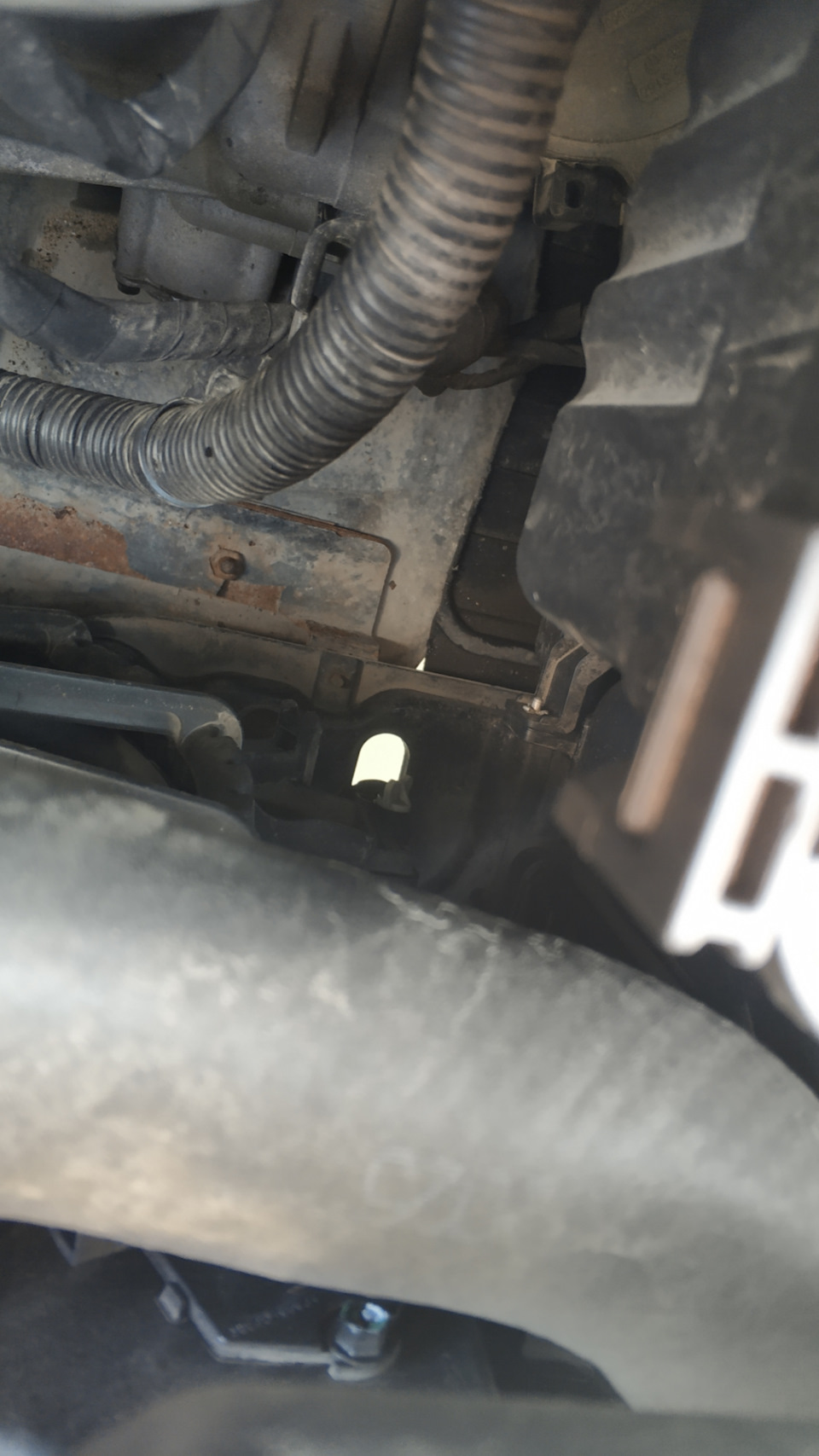 Самостоятельная замена антифриза с промывкой — KIA Ceed (2G), 1,6 л ...