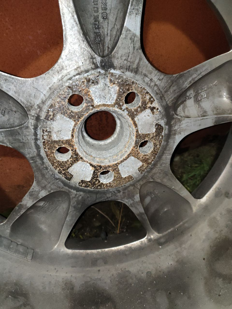 61 О смазке поверхности прилегания дисков к ступице — Land Rover Range ...