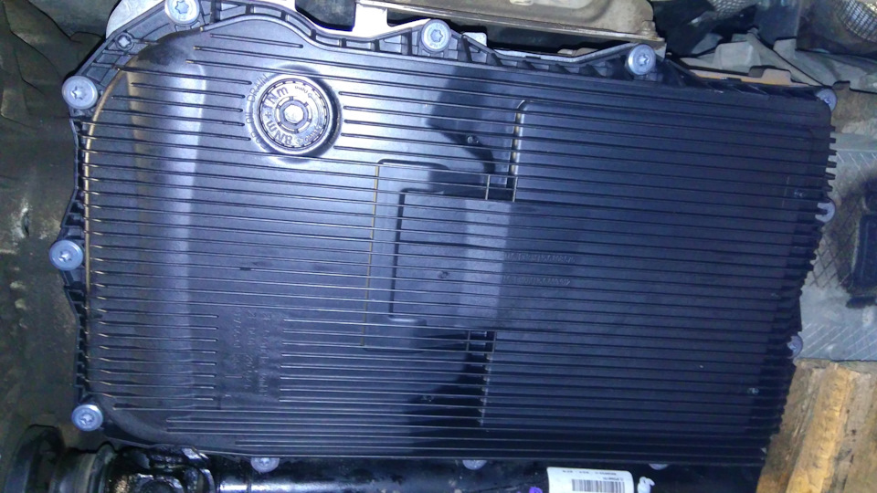 Фото в бортжурнале BMW X6 (F16). Запчасти на фото: 0901409