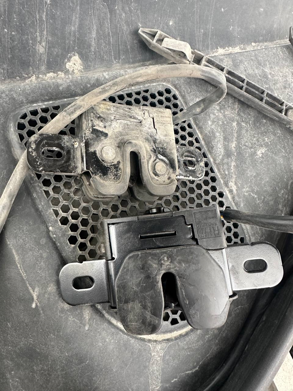 Фото в бортжурнале Volvo XC60 (1G)