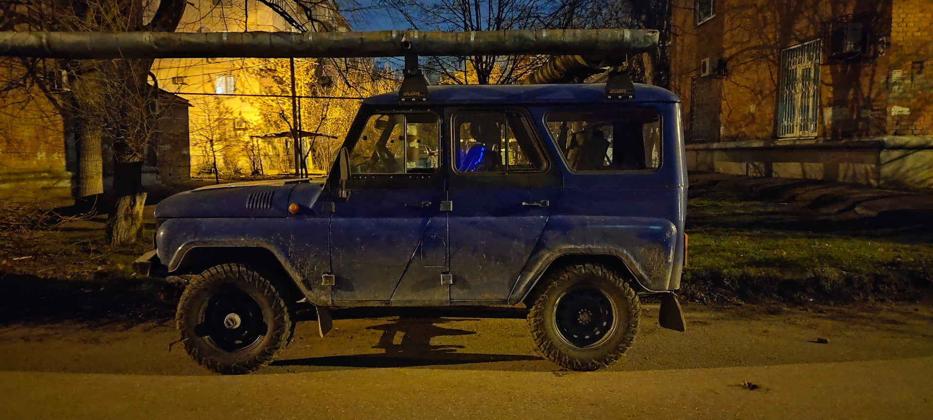 Установка рессор +5см, бампер new Хантер — УАЗ 31519, 2,9 л, 2006 года ...