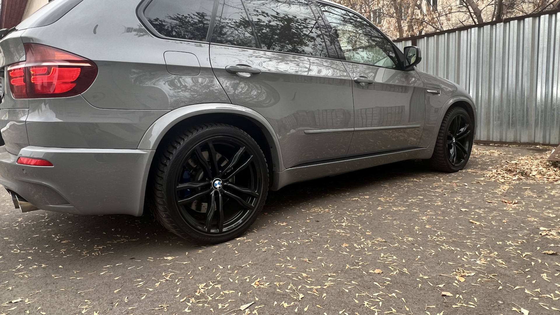 BMW X5 (E70) 4.8 бензиновый 2008 | M Nardo grey🇰🇿 на DRIVE2