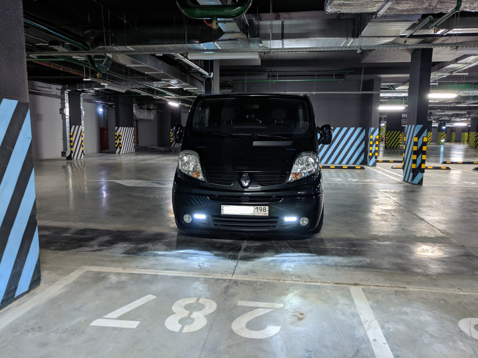 Ходовые огни philips — Renault Trafic (2G), 2 л, 2011 года | стайлинг ...