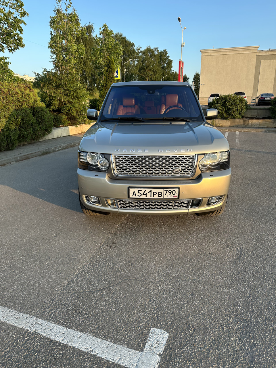 Продаю — Land Rover Range Rover (3G), 4,4 л, 2011 года | продажа машины |  DRIVE2