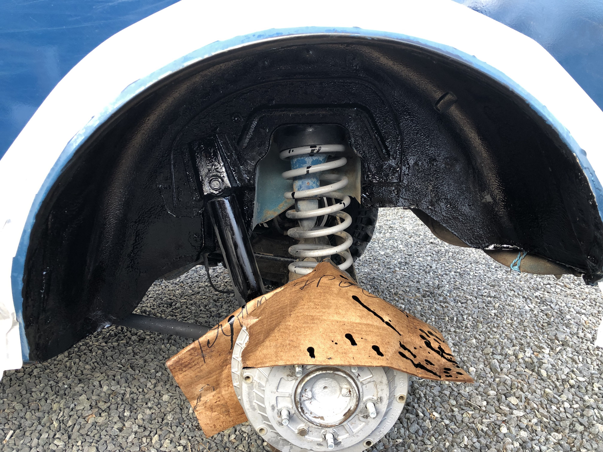 Можно ли ездить без подкрылка. Заглушка арки заднего колеса гранта. Можно ли ездить без подкрылка. Можно ли ездить без подкрылка. Карок без арок.