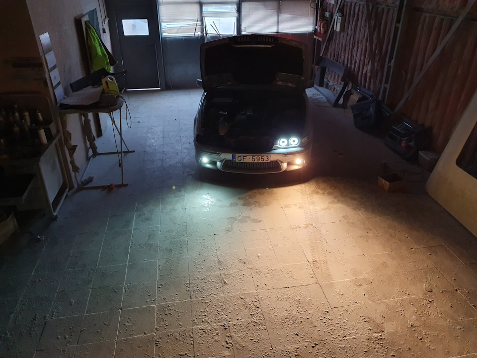 Фото в бортжурнале BMW 5 series (E39)