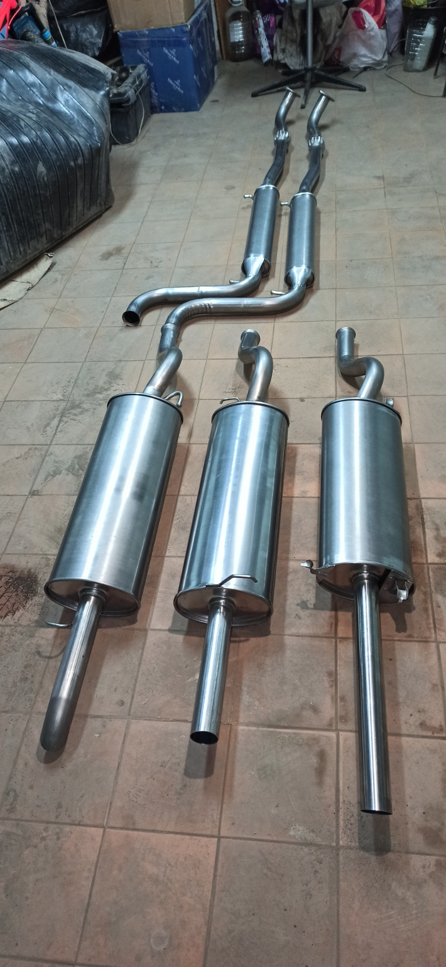 Выхлоп на заказ для погрузчика. Сварка нержавейки аргоном 2мм. Выхлоп на заказ. Выхлоп ваз 2107 нержавейка. Глушитель из нержавейки на т25.