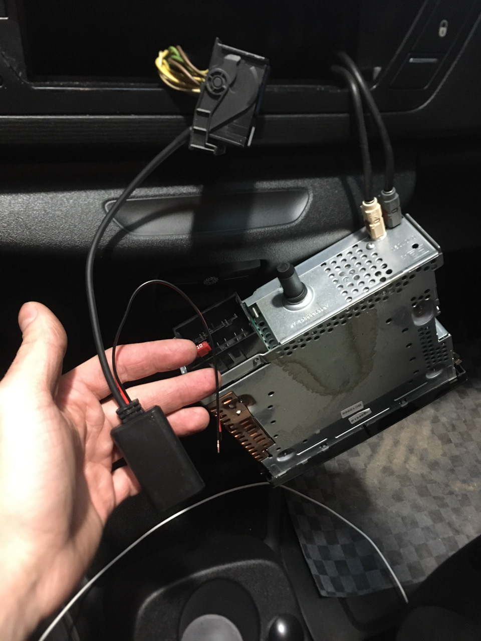 Блютуз в RT-4 без прикуривателя — Citroen Grand C4 Picasso (1G), 1,6 л ...