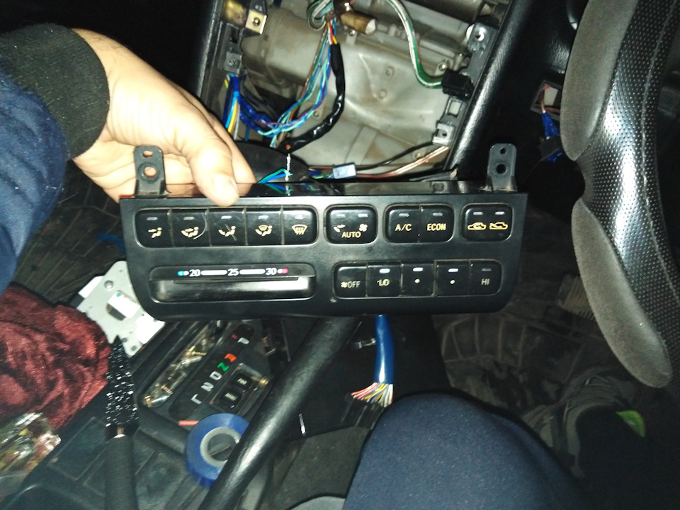 Оранжевые лампочки в габариты — Honda Accord Coupe (6G), 2 л, 2000 года ...