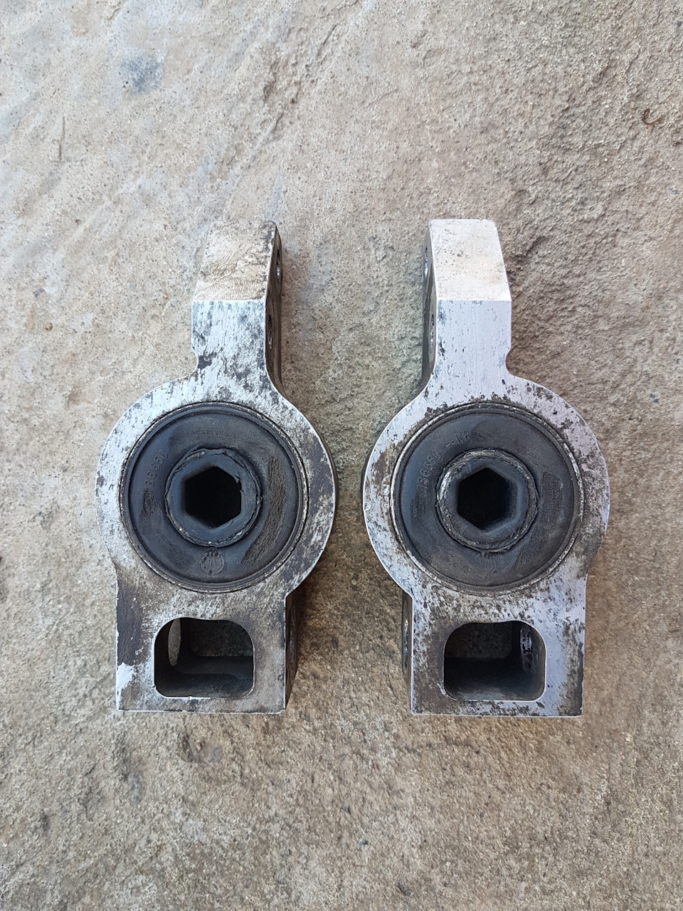 Задние Сайлентблоки передних рычагов (возврат на на сток) — Volkswagen ...