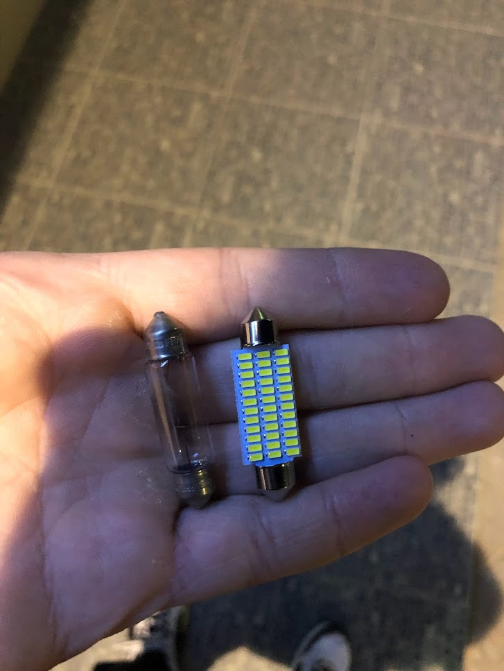 Антидождь в круг, замена лампочки салонного плафона (led) — Volkswagen ...