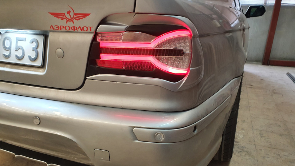 BMW 5 series Dolphin