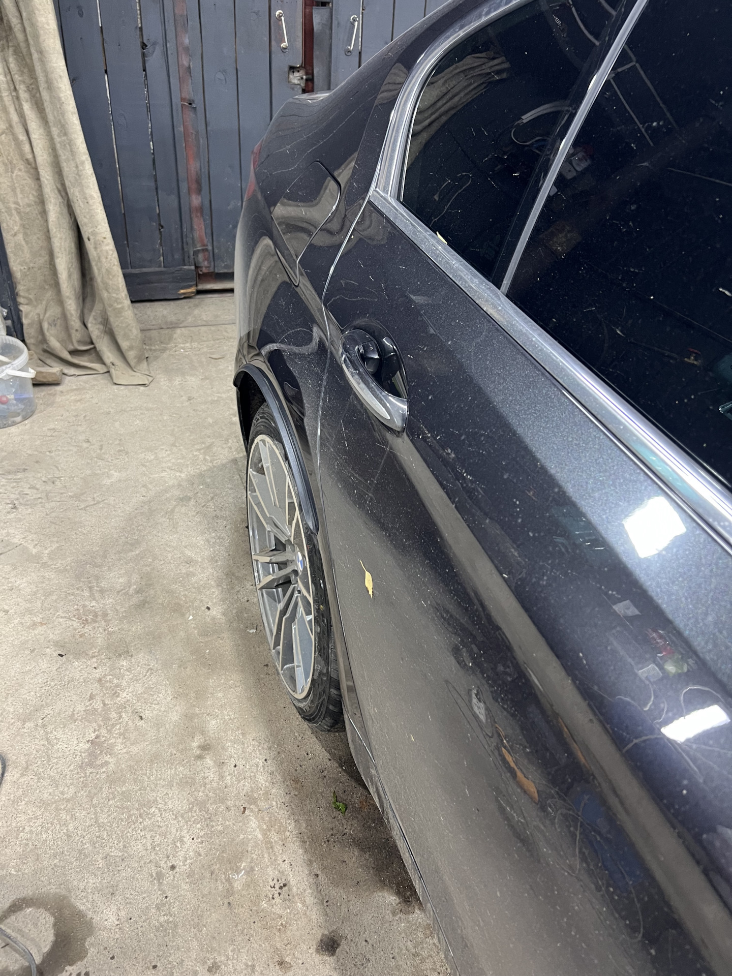 Расширители задних арок. Или как я не угадал) — BMW 5 series (G30), 2 л ...