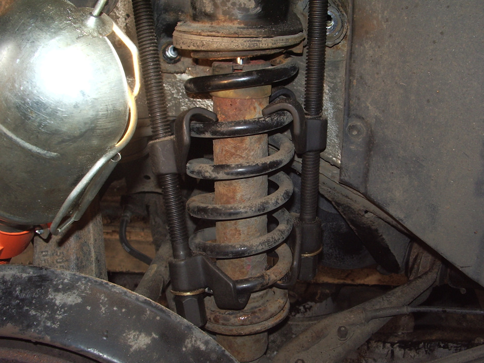 Замена пружин по кругу. Переборка задней подвески. — Audi A4 (B5), 1,8 ...