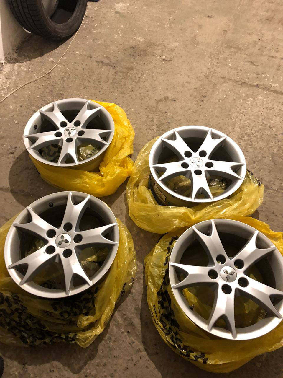 Барыга пост — Nissan Teana (J31), 2,3 л, 2003 года | запчасти | DRIVE2