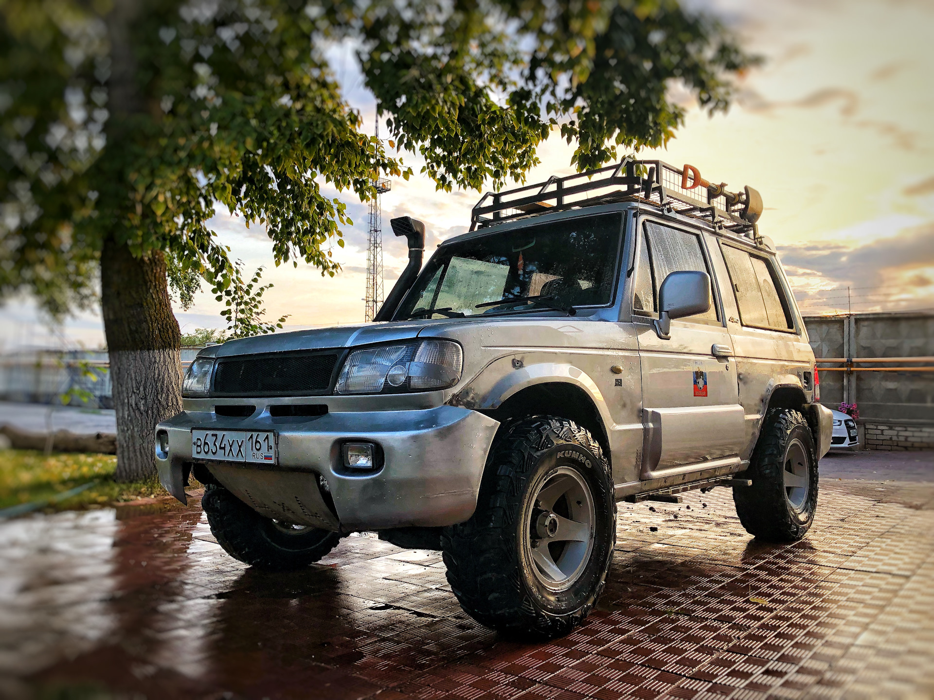 Хендай галлопер. Hyundai Galloper off Road Tuning. Хендай Галлопер Раптор. Galloper 1 Offroad. Хендай Галлопер 1990 оффроад.