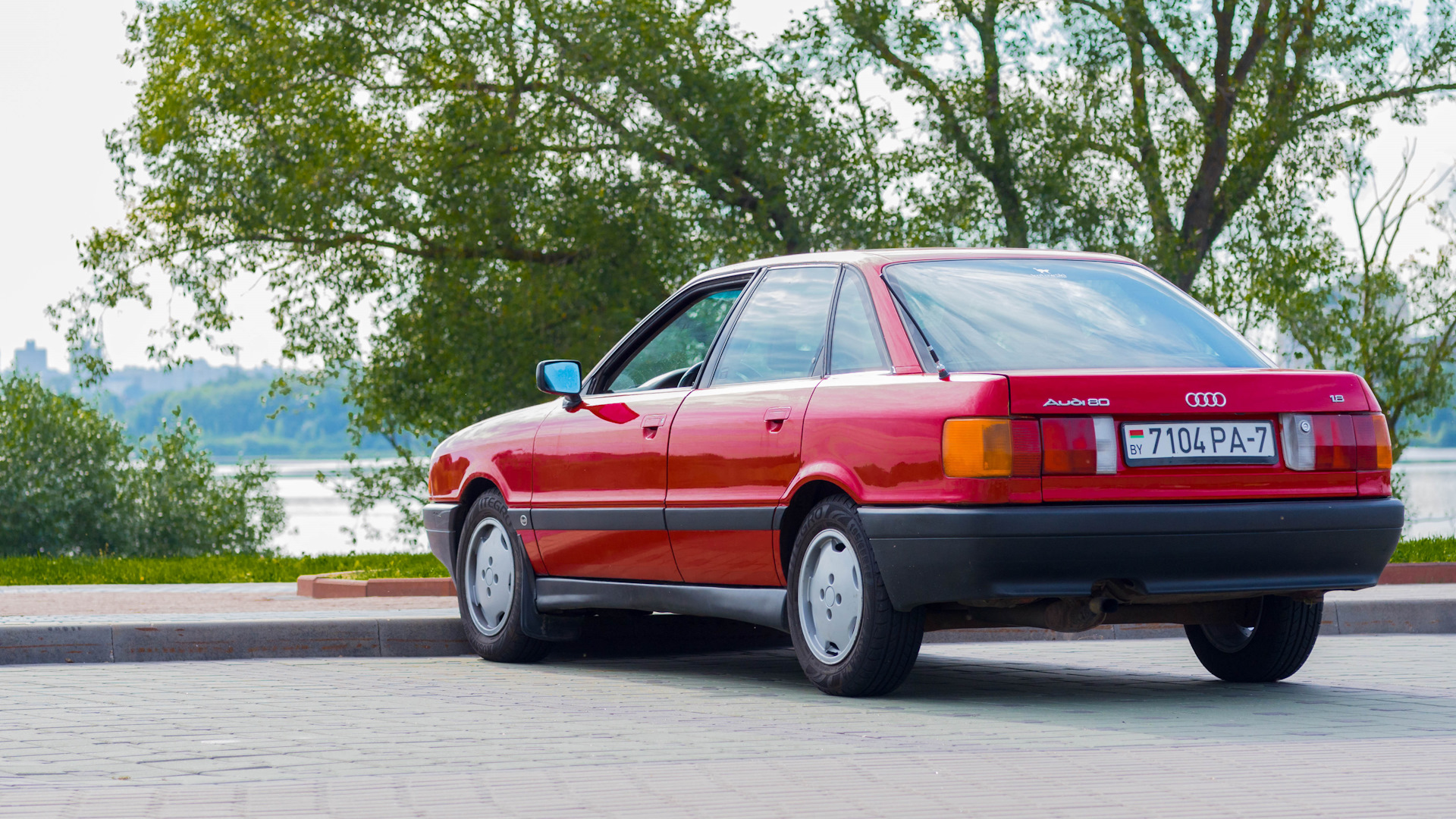 Ну красиво же! — Audi 80, 1.8 л., 1989 года на DRIVE2