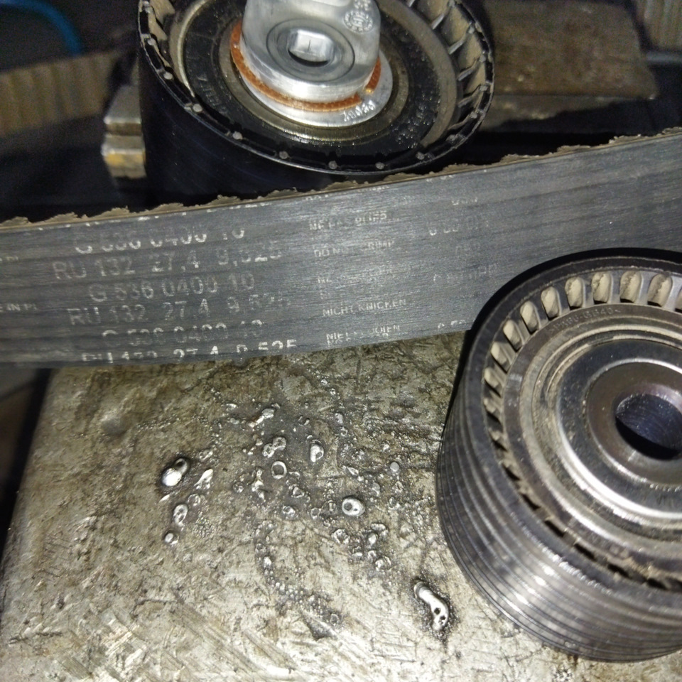 Примерно, за 1000 км до краха, или вовремя заметил. — Renault Fluence ...