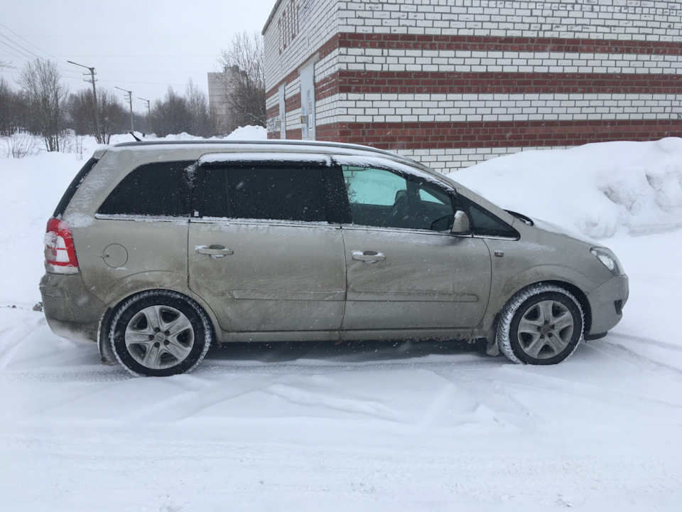 Фото в бортжурнале Opel Zafira B