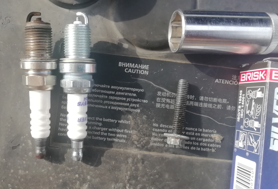 . — Renault Logan (2G)