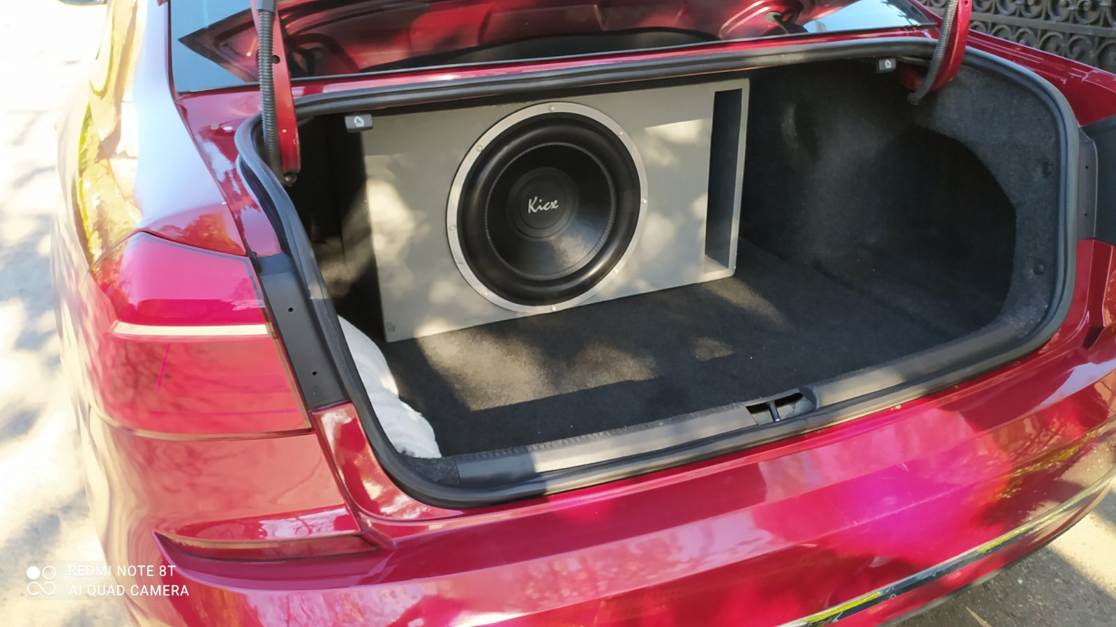 Сабвуфер в багажник Passat USA — Volkswagen Passat (US) (1G), 1,8 л ...