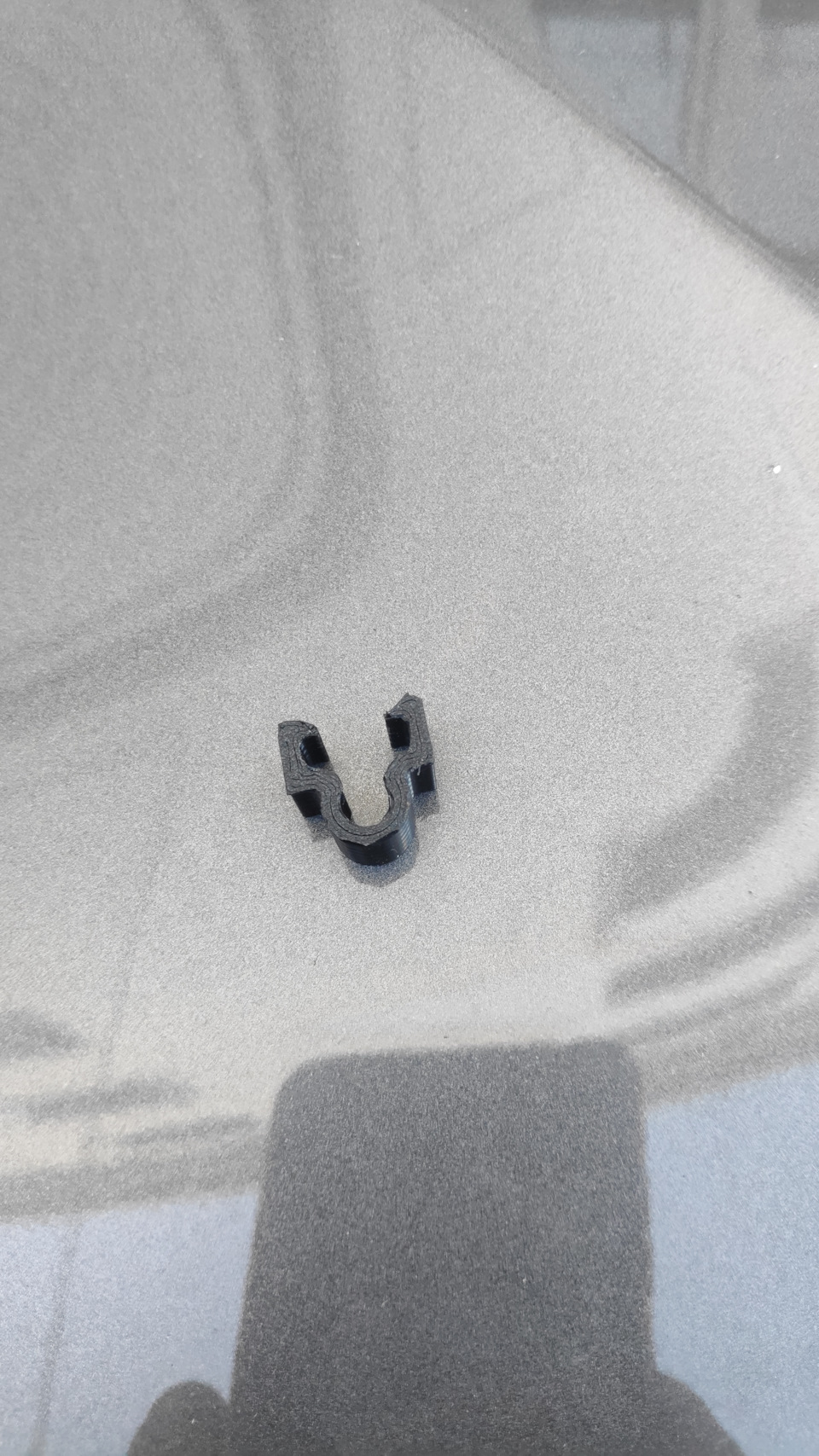 Замена крепления шланга стеклоомывателя — Citroen C5 Aircross, 1,5 л ...